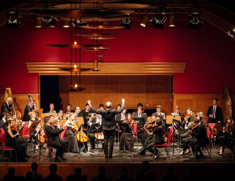 雪山之巅——韦尔比耶音乐节管弦乐团音乐会